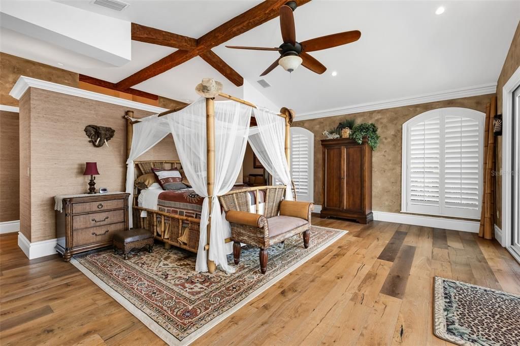 En Venta: $2,995,000 (5 camas, 4 baños, 5500 Pies cuadrados)