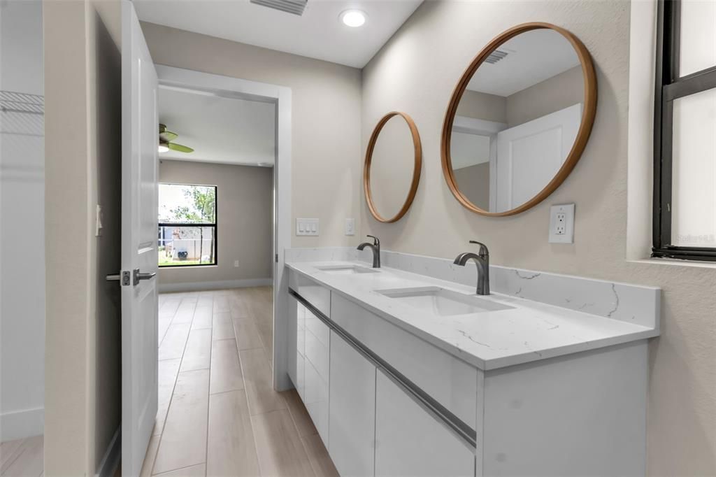 For Sale: $299,000 (4 beds, 2 baths, 1532 Square Feet)
