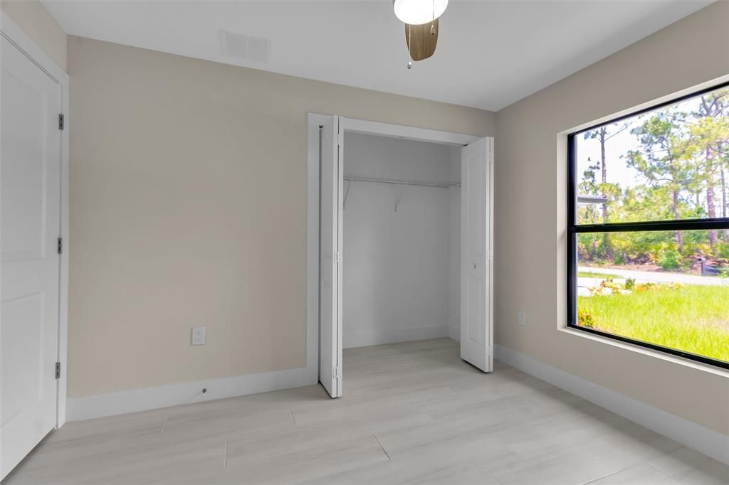 For Sale: $299,000 (4 beds, 2 baths, 1532 Square Feet)