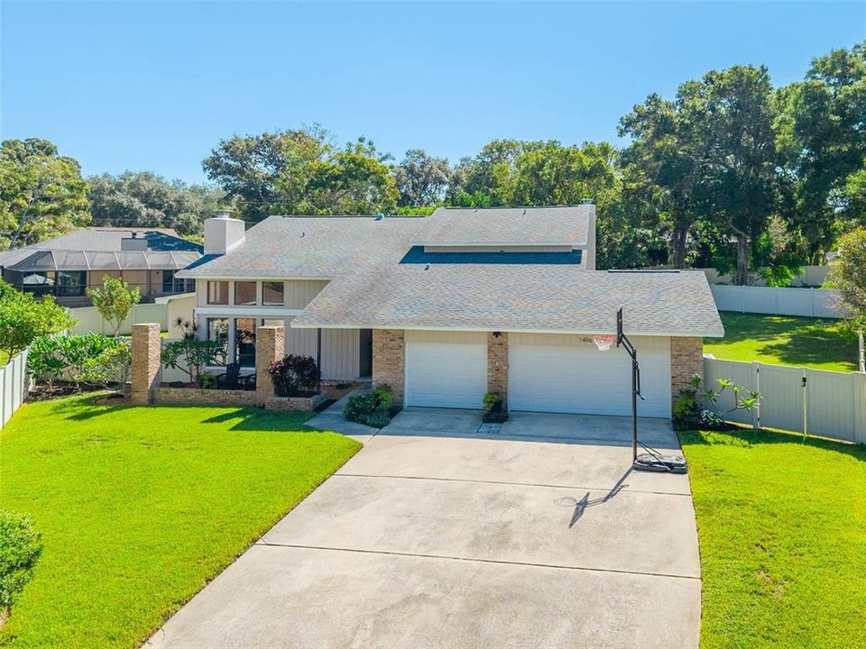 For Sale: $850,000 (5 beds, 4 baths, 3141 Square Feet)