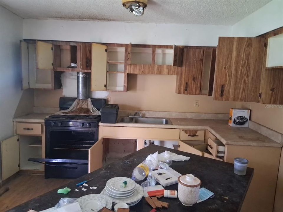 En Venta: $175,000 (3 camas, 2 baños, 1040 Pies cuadrados)