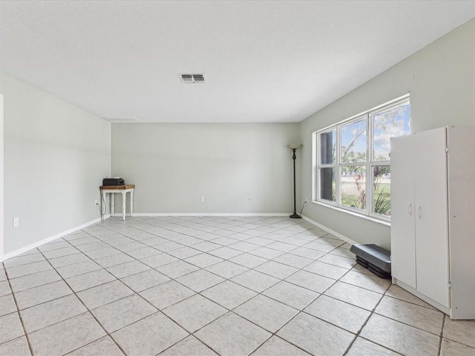 For Sale: $540,000 (4 beds, 3 baths, 2864 Square Feet)