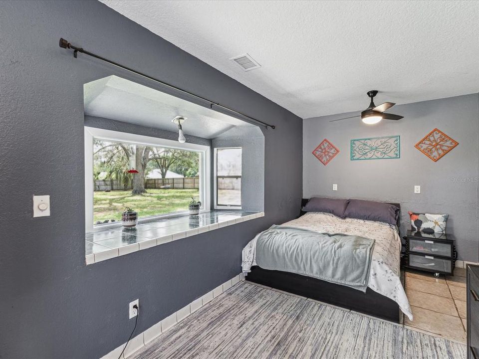 For Sale: $540,000 (4 beds, 3 baths, 2864 Square Feet)