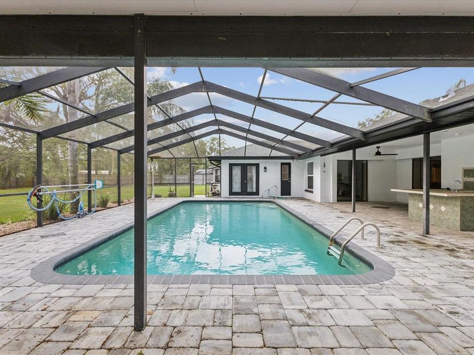 For Sale: $540,000 (4 beds, 3 baths, 2864 Square Feet)