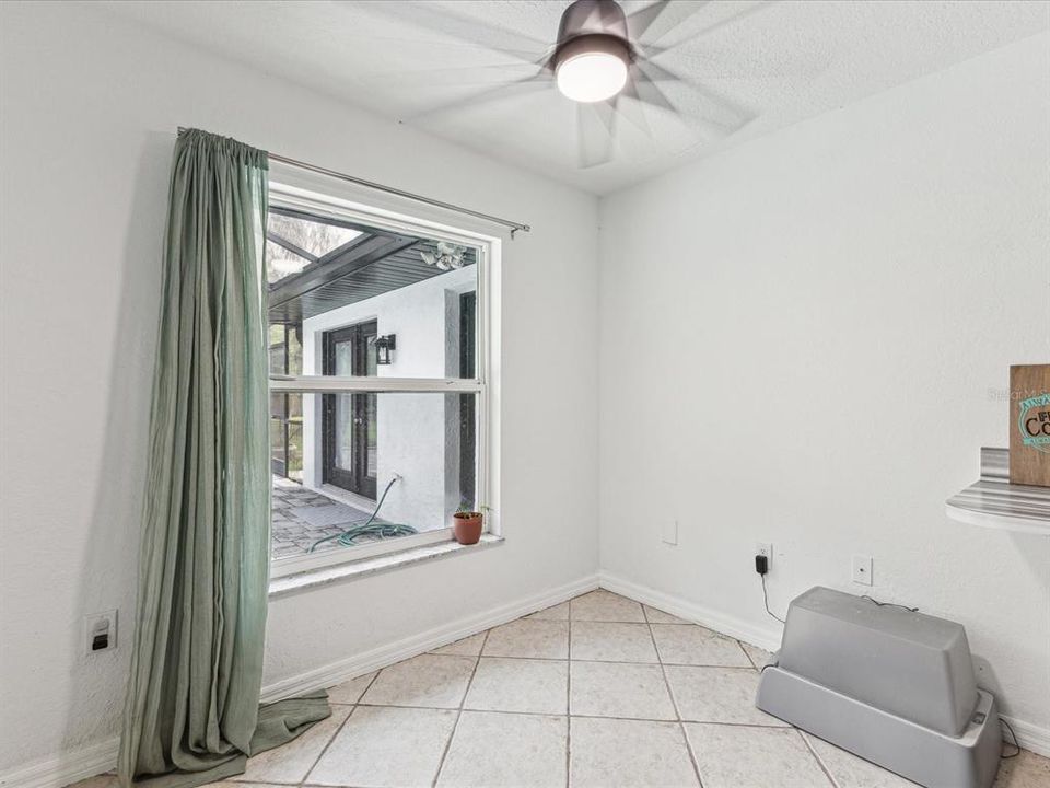 For Sale: $540,000 (4 beds, 3 baths, 2864 Square Feet)