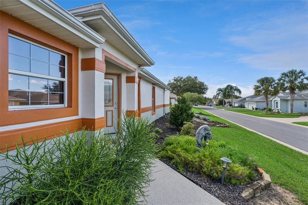 На продажу: $283,000 (2 спален, 2 ванн, 1484 Квадратных фут)
