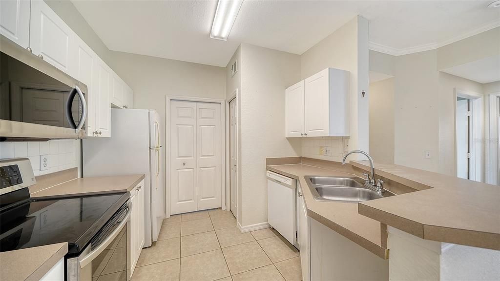 En Venta: $218,500 (2 camas, 2 baños, 1163 Pies cuadrados)