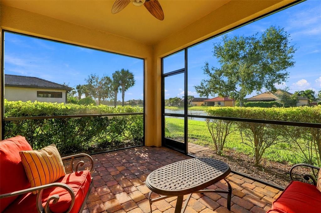 En Venta: $425,000 (2 camas, 2 baños, 1543 Pies cuadrados)