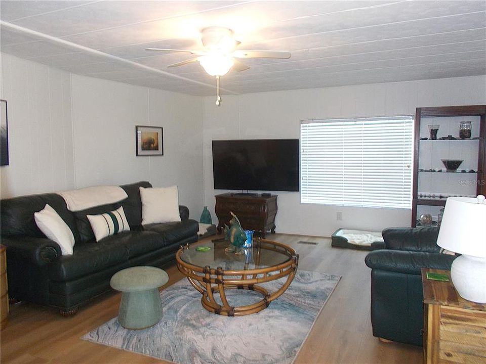 En Venta: $179,000 (3 camas, 2 baños, 1344 Pies cuadrados)