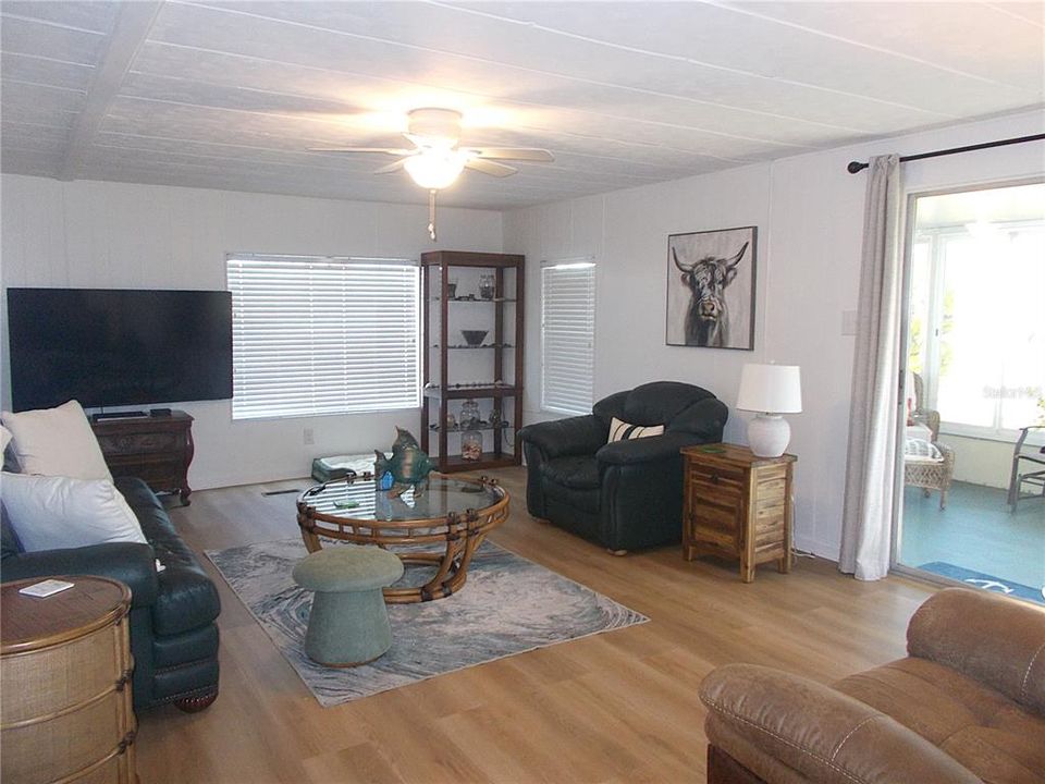 En Venta: $179,000 (3 camas, 2 baños, 1344 Pies cuadrados)