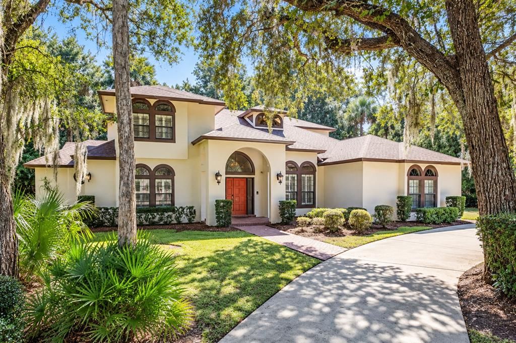 For Sale: $1,100,000 (5 beds, 4 baths, 3988 Square Feet)