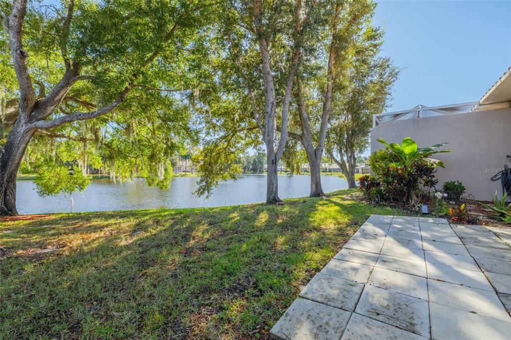 For Sale: $400,000 (2 beds, 2 baths, 1722 Square Feet)