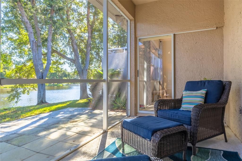 For Sale: $400,000 (2 beds, 2 baths, 1722 Square Feet)