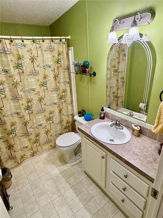 На продажу: $209,500 (2 спален, 2 ванн, 1508 Квадратных фут)