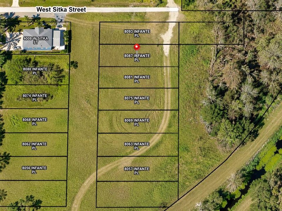 На продажу: $230,000 (0.14 acres)