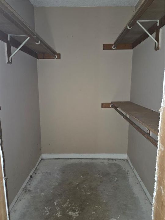 На продажу: $200,000 (3 спален, 2 ванн, 2007 Квадратных фут)