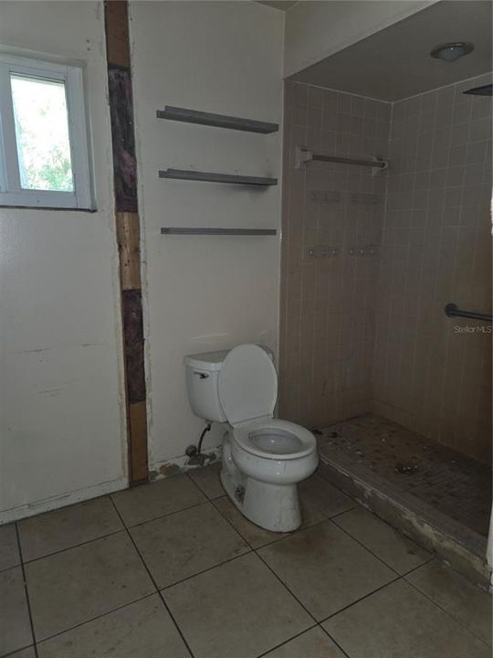 На продажу: $200,000 (3 спален, 2 ванн, 2007 Квадратных фут)