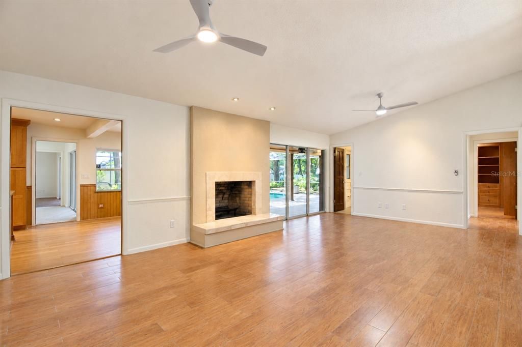 For Sale: $650,000 (4 beds, 3 baths, 2691 Square Feet)