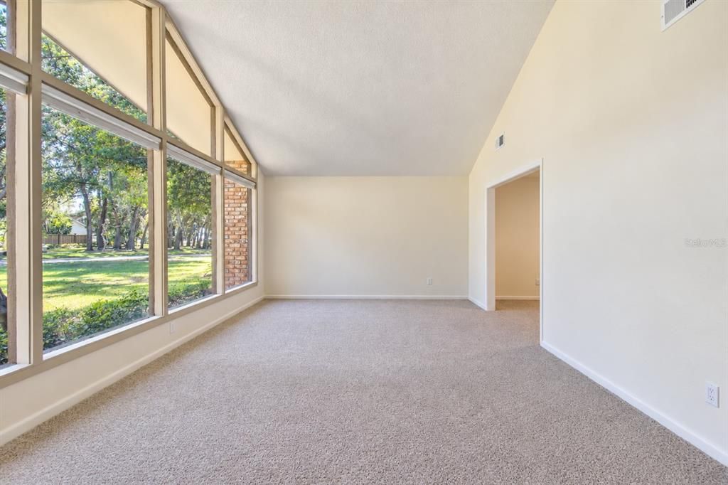 For Sale: $650,000 (4 beds, 3 baths, 2691 Square Feet)