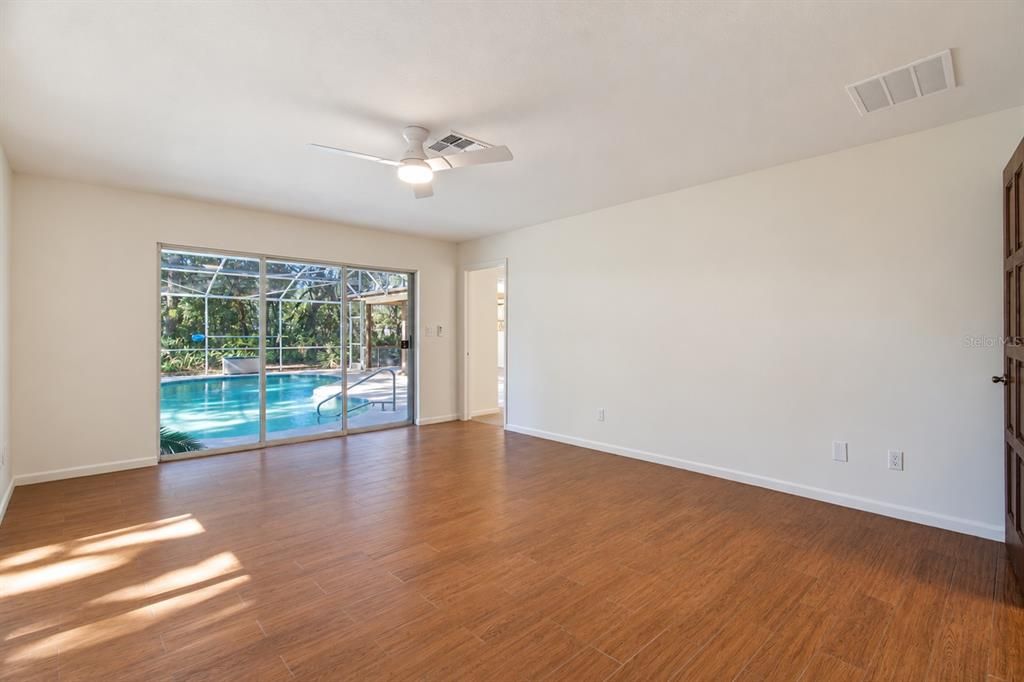 For Sale: $650,000 (4 beds, 3 baths, 2691 Square Feet)