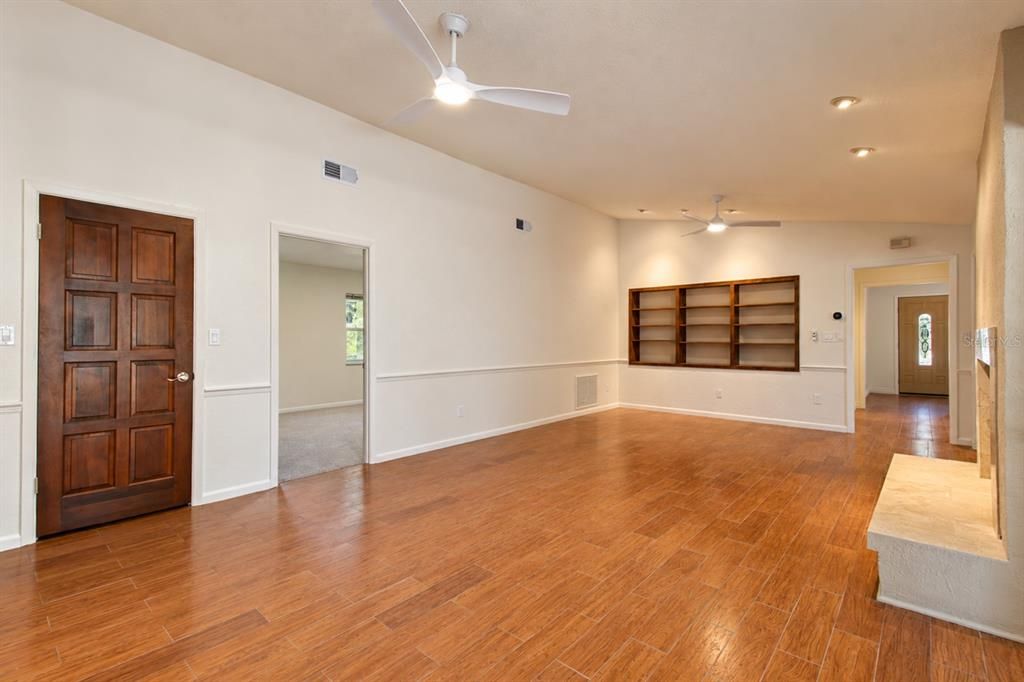 For Sale: $650,000 (4 beds, 3 baths, 2691 Square Feet)