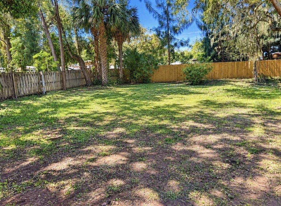 For Sale: $360,000 (3 beds, 1 baths, 1607 Square Feet)