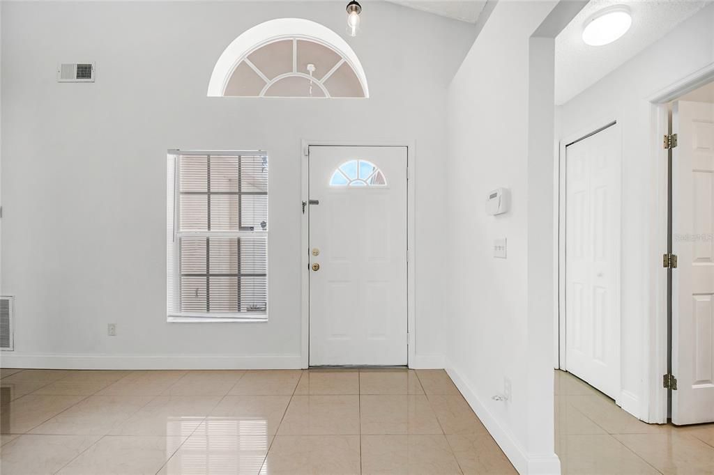 For Sale: $425,000 (3 beds, 2 baths, 1612 Square Feet)