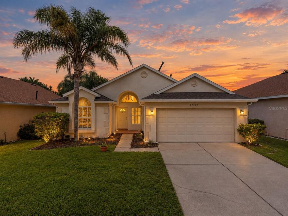For Sale: $425,000 (3 beds, 2 baths, 1612 Square Feet)