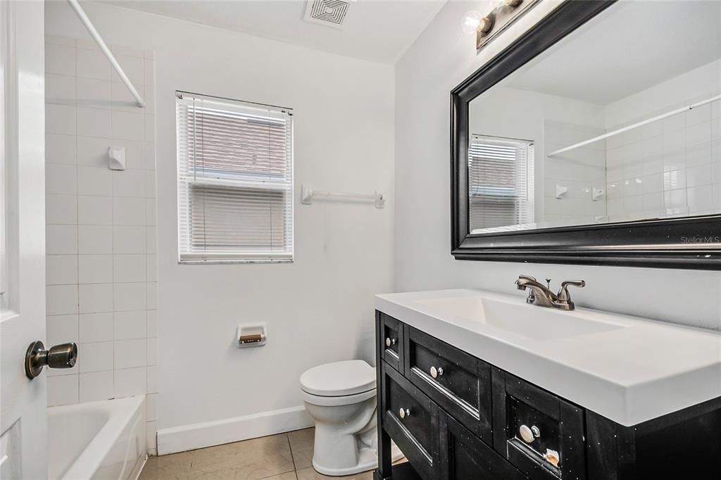 For Sale: $425,000 (3 beds, 2 baths, 1612 Square Feet)