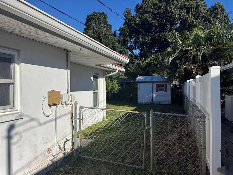 For Sale: $349,999 (3 beds, 2 baths, 1352 Square Feet)