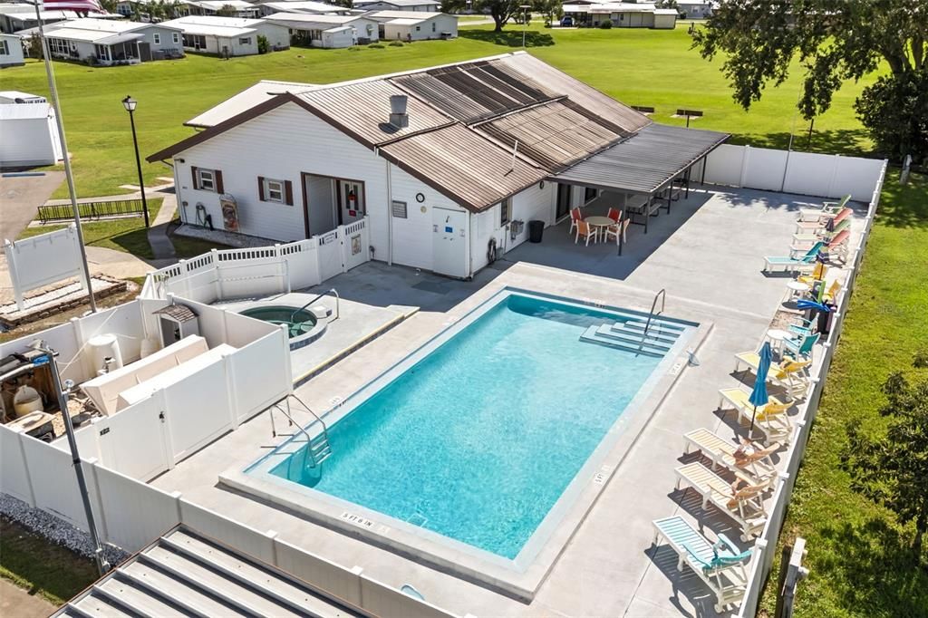 На продажу: $164,500 (2 спален, 2 ванн, 936 Квадратных фут)