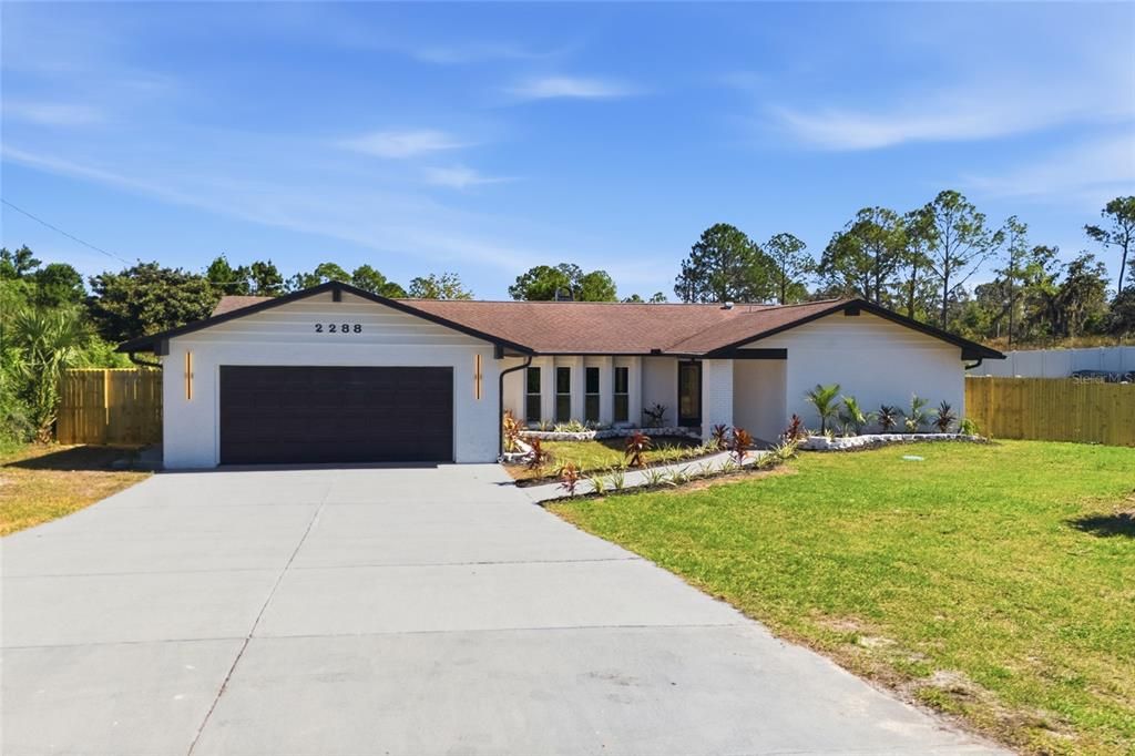 For Sale: $499,800 (4 beds, 3 baths, 2564 Square Feet)