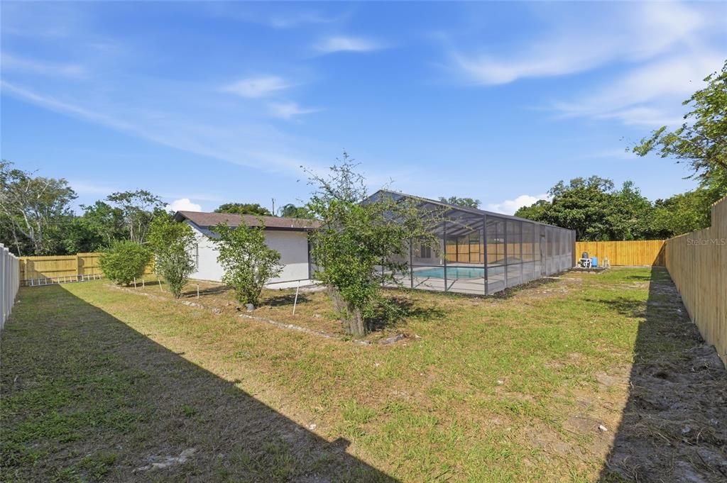 For Sale: $499,800 (4 beds, 3 baths, 2564 Square Feet)