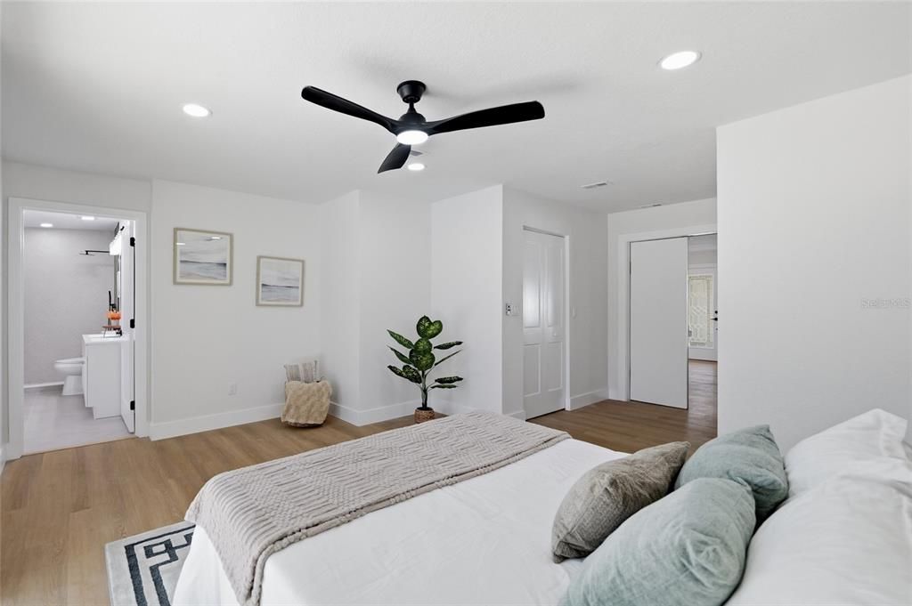 For Sale: $499,800 (4 beds, 3 baths, 2564 Square Feet)
