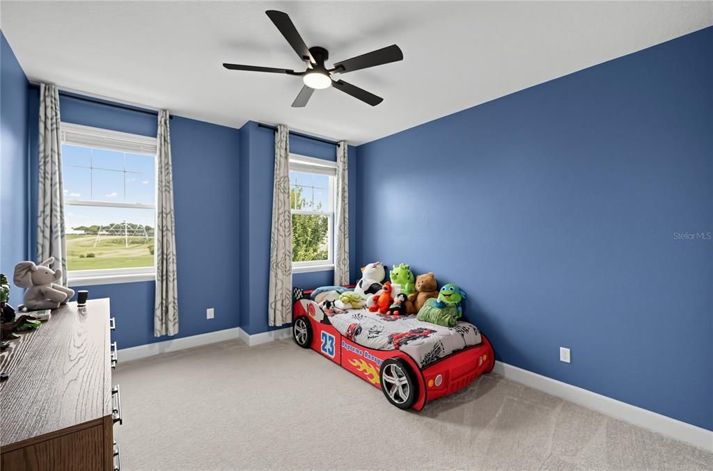 For Sale: $699,900 (5 beds, 4 baths, 2921 Square Feet)