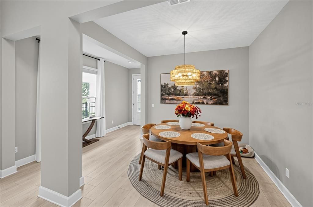 For Sale: $699,900 (5 beds, 4 baths, 2921 Square Feet)