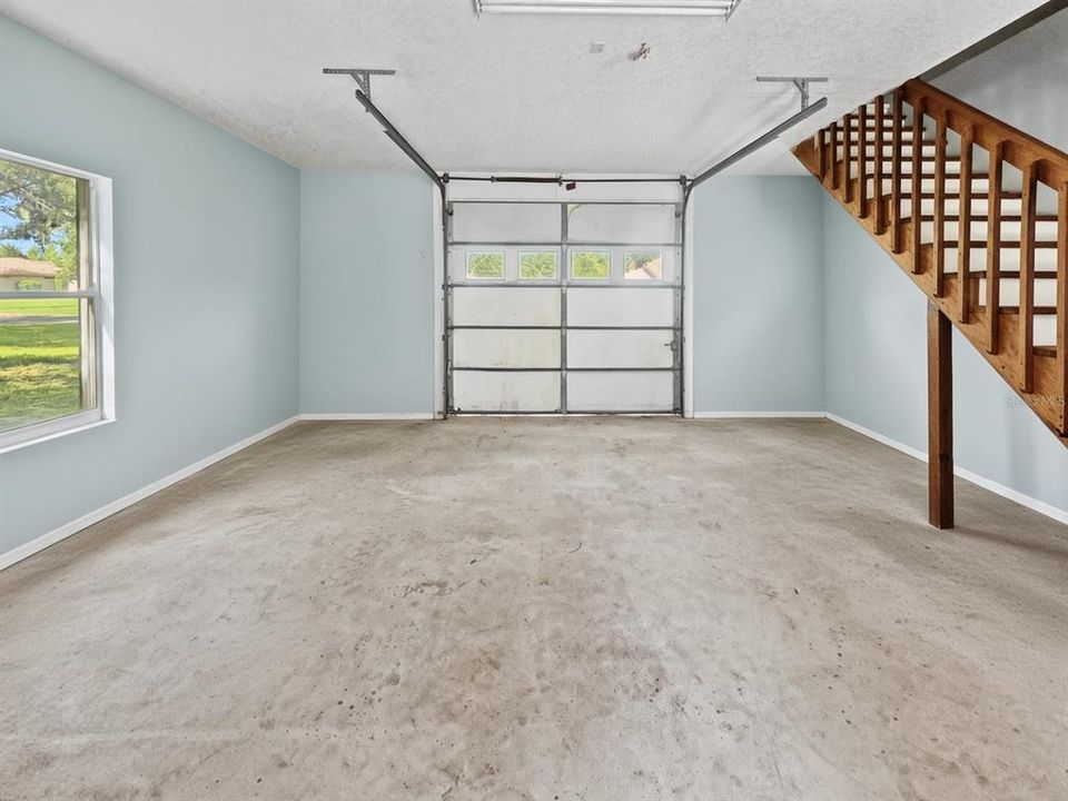 En Venta: $899,000 (4 camas, 3 baños, 3100 Pies cuadrados)