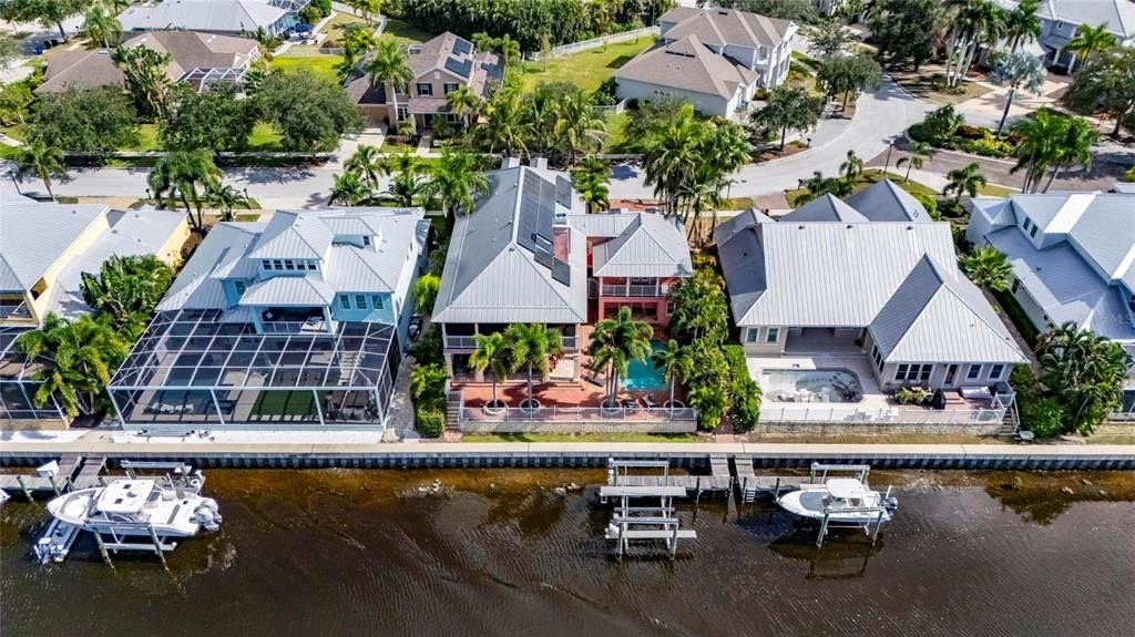 На продажу: $1,789,000 (6 спален, 4 ванн, 4438 Квадратных фут)