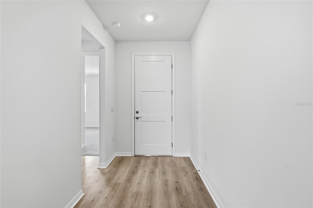 En Venta: $489,996 (4 camas, 3 baños, 2699 Pies cuadrados)