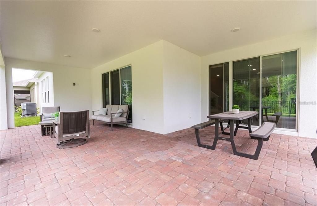 En Venta: $679,000 (5 camas, 4 baños, 3047 Pies cuadrados)