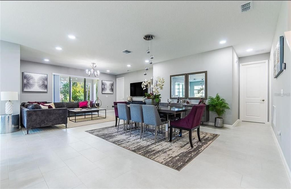 En Venta: $679,000 (5 camas, 4 baños, 3047 Pies cuadrados)