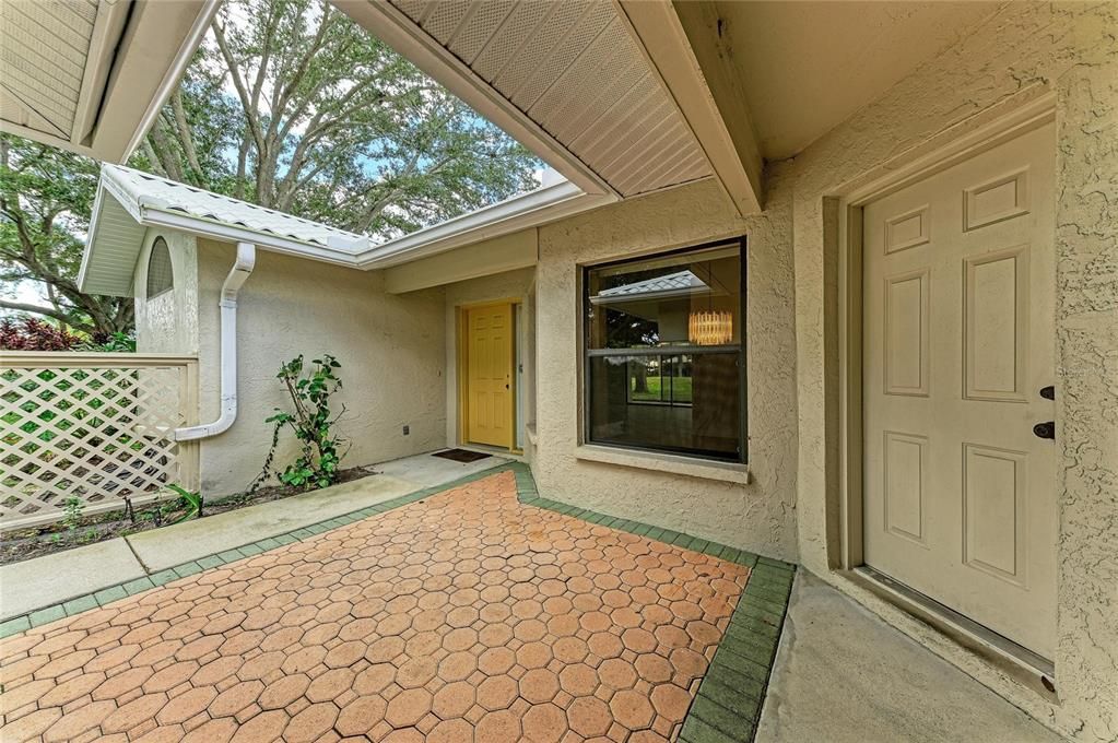 En Venta: $240,000 (3 camas, 2 baños, 1695 Pies cuadrados)