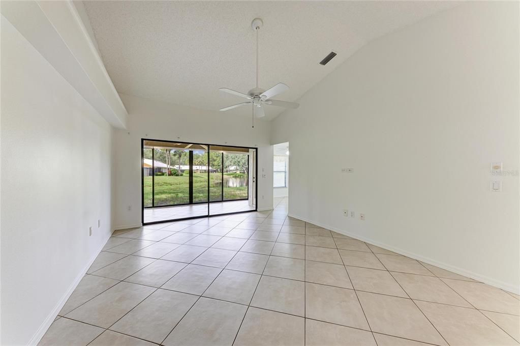 En Venta: $240,000 (3 camas, 2 baños, 1695 Pies cuadrados)