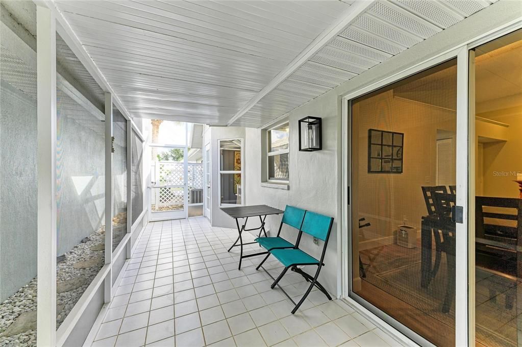 En Venta: $260,000 (2 camas, 2 baños, 1571 Pies cuadrados)