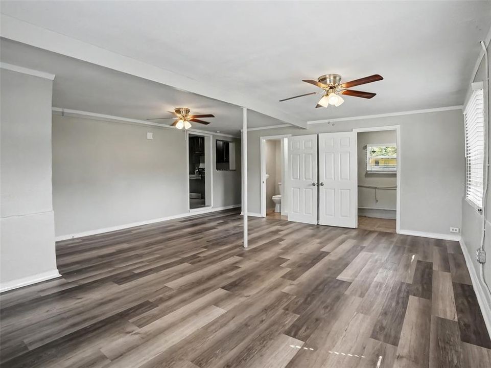 En Venta: $299,900 (3 camas, 2 baños, 1564 Pies cuadrados)