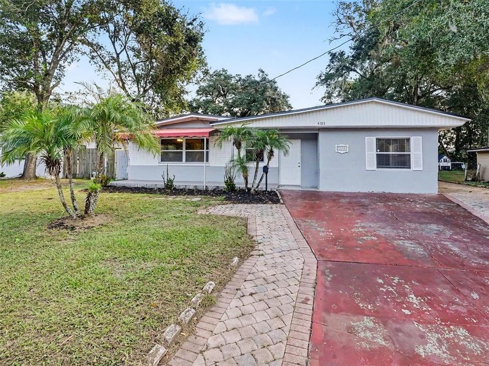 En Venta: $299,900 (3 camas, 2 baños, 1564 Pies cuadrados)