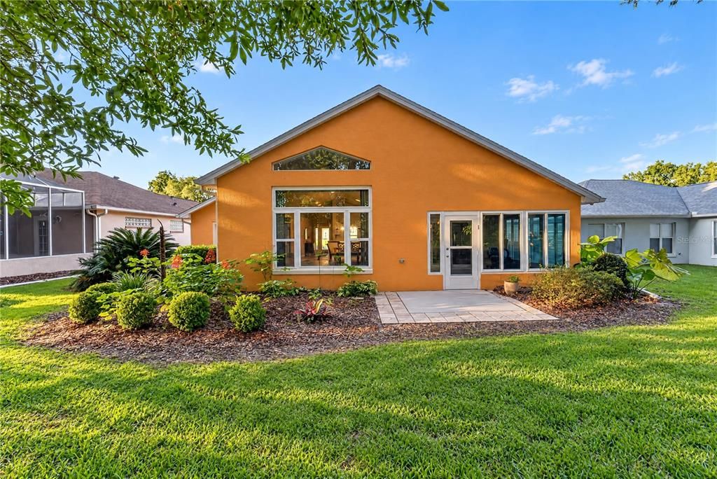 For Sale: $269,999 (2 beds, 2 baths, 1596 Square Feet)