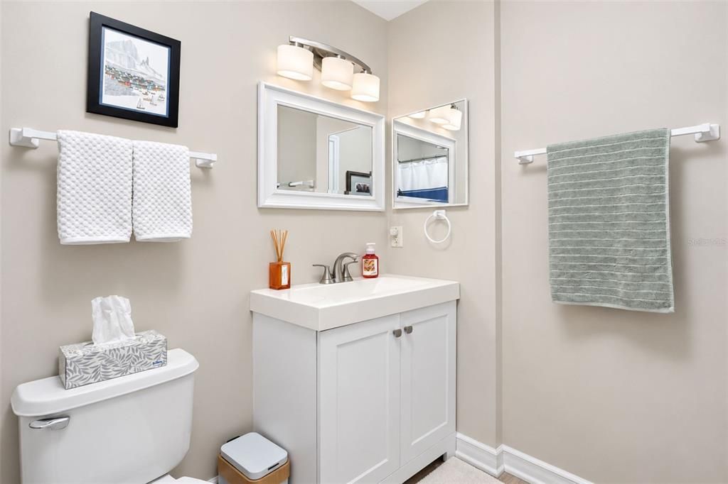For Sale: $142,723 (2 beds, 2 baths, 1205 Square Feet)