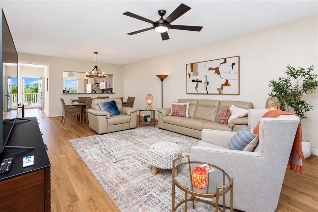 For Sale: $142,723 (2 beds, 2 baths, 1205 Square Feet)