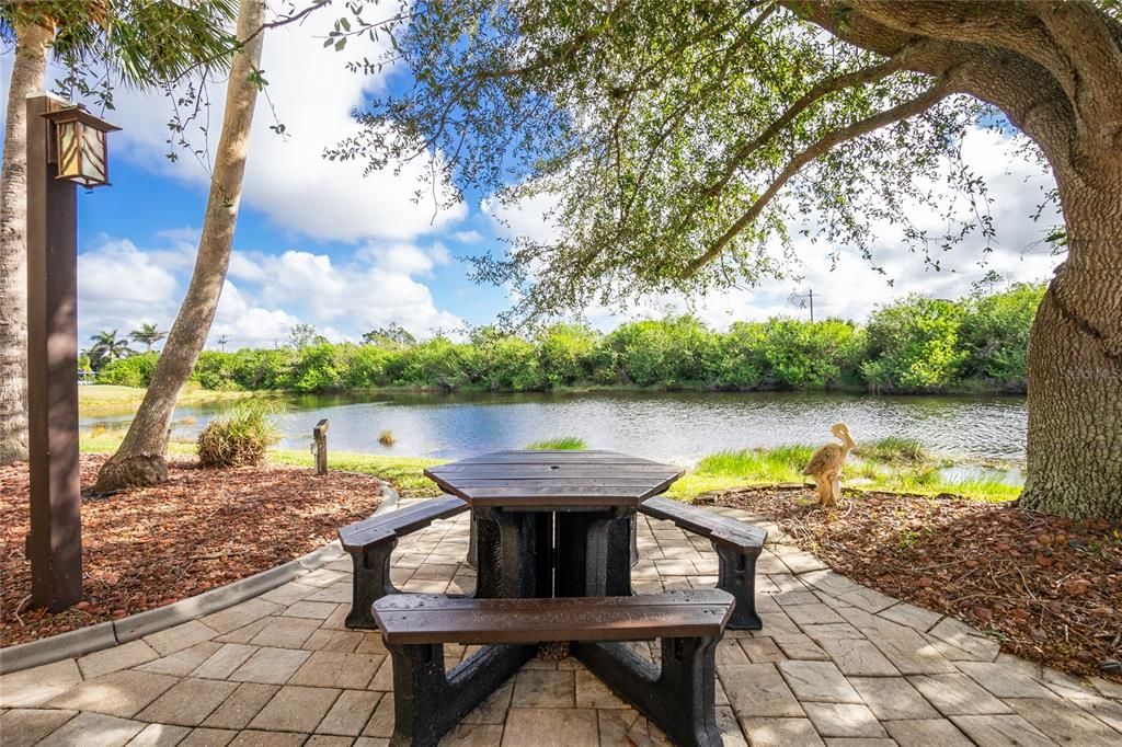 For Sale: $142,723 (2 beds, 2 baths, 1205 Square Feet)
